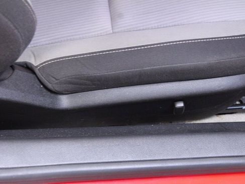 Used 2010 Chevrolet Camaro LT image 9