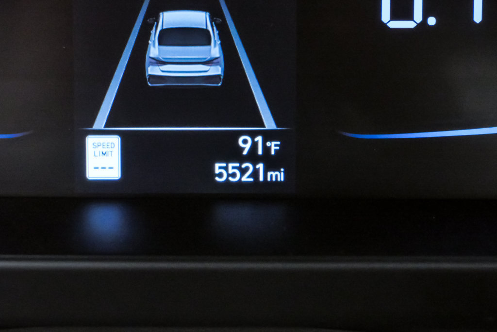Certified 2026 Hyundai Elantra Sport FWD image 22