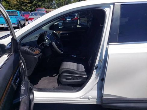 Used 2018 Honda CR-V EX image 2