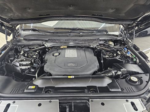 Used 2016 Land Rover Range Rover HSE image 44