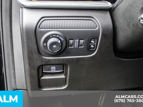 Used 2024 Jeep Wagoneer Series II w/ Flexible Seating Group image 33