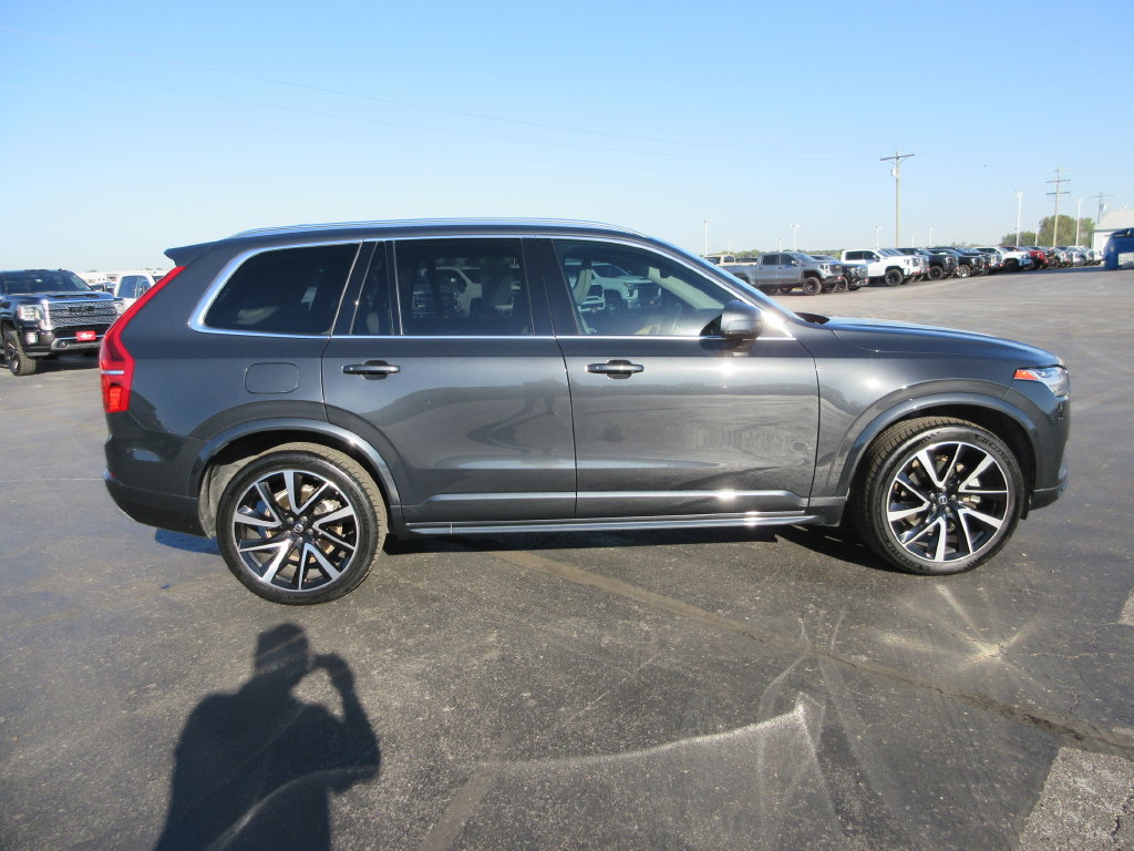 Used 2022 Volvo XC90 T6 Momentum w/ Advanced Package AWD/4WD image 5