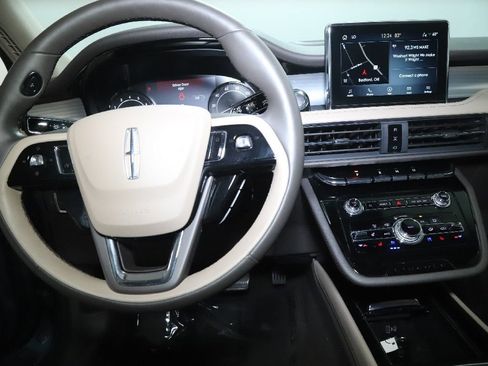 Used 2022 Lincoln Corsair AWD w/ Equipment Group 101A image 28