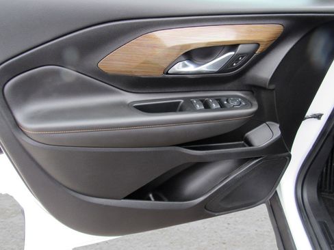 Used 2021 GMC Terrain SLE w/ Driver Convenience Package image 15