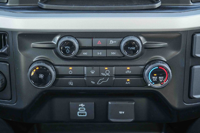 New 2025 Ford F250 XL w/ XL Driver Assist Package RWD image 26