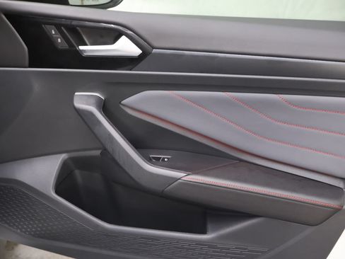 Used 2025 Volkswagen Jetta GLI Autobahn FWD image 10