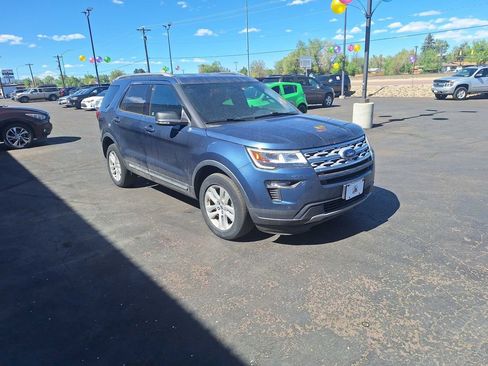 Used 2019 Ford Explorer XLT w/ Equipment Group 201A image 10