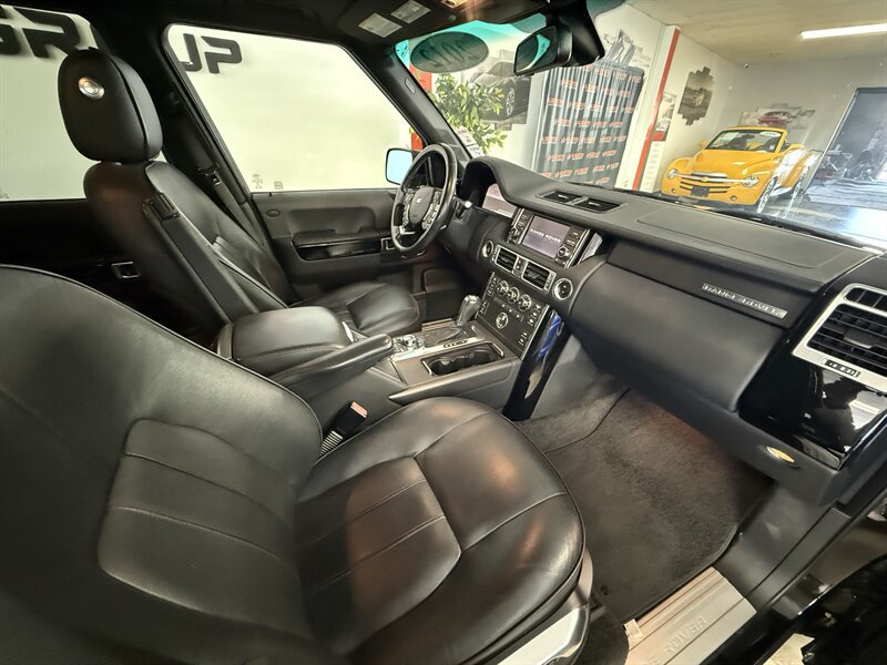 Used 2012 Land Rover Range Rover HSE AWD/4WD image 19