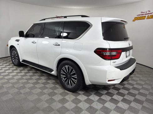 Certified 2022 Nissan Armada SL w/ Midnight Edition Package RWD image 3
