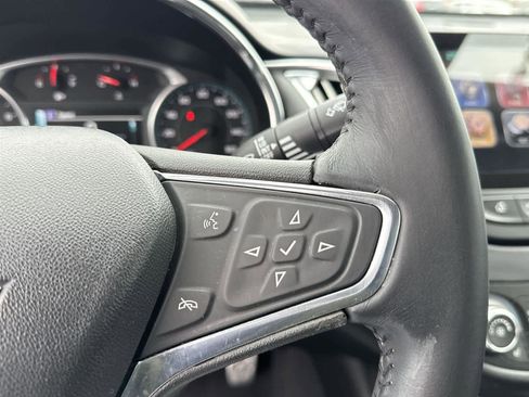 Used 2017 Chevrolet Malibu LT w/ Leather Package image 21