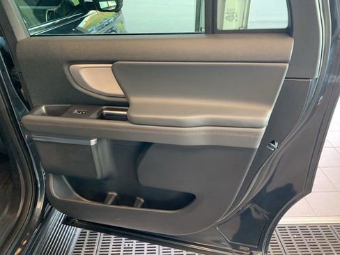 Used 2025 Ford Expedition Max Active image 20