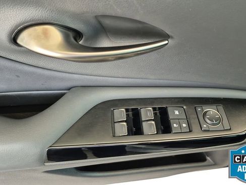 Used 2022 Lexus ES 300h F Sport image 14