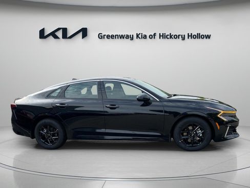 New 2026 Kia K5 LXS image 8