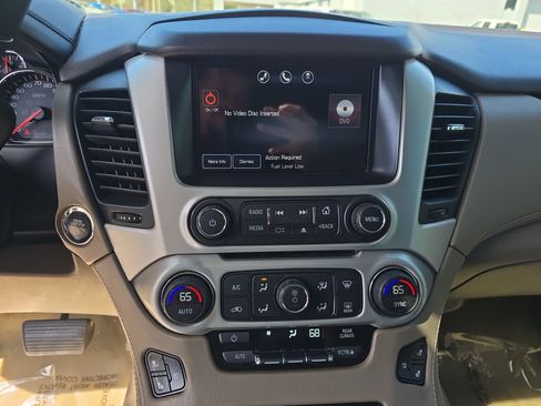 Used 2015 GMC Yukon XL SLT w/ Open Road Package image 22