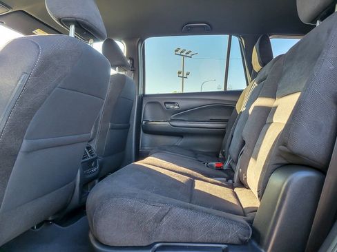 Used 2022 Honda Pilot Sport image 9