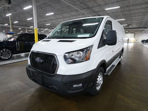 Used 2024 Ford Transit 250 Low Roof AWD w/ Exterior Upgrade Package image 12