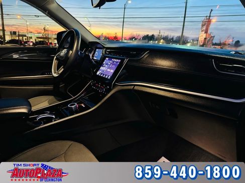 Used 2022 Jeep Grand Cherokee L Laredo w/ Luxury Tech Group I image 51