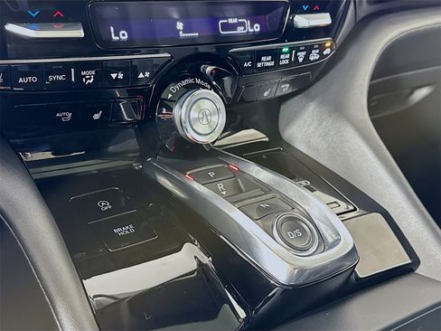 Used 2025 Acura MDX w/ Technology Package image 13