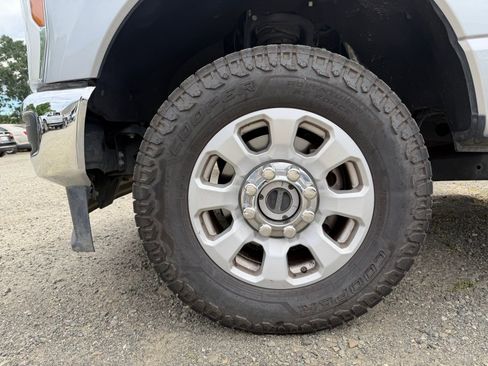 Used 2024 Ford F250 XLT image 9