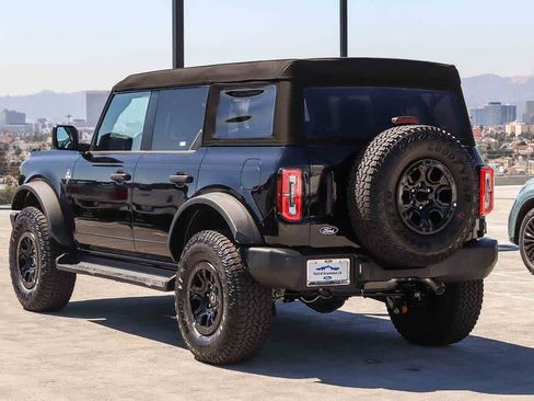 New 2026 Ford Bronco Outer Banks w/ Sasquatch Package AWD/4WD image 6