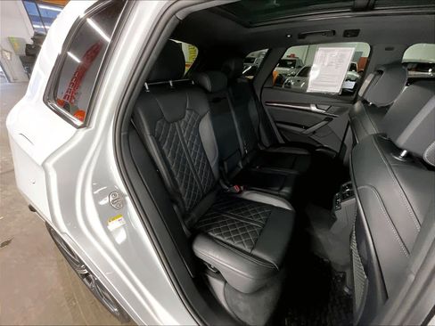 Certified 2023 Audi SQ5 Prestige w/ Prestige Package image 28