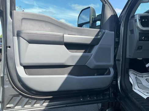 New 2026 Ford F250 XL AWD/4WD image 17