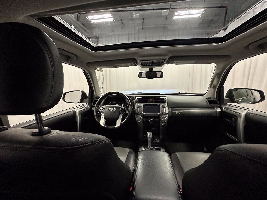 Used 2016 Toyota 4Runner SR5 Premium AWD/4WD image 7