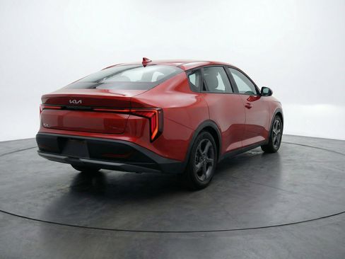 Used 2025 Kia K4 LXS image 9