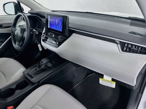 Certified 2026 Toyota Corolla Cross L FWD image 29