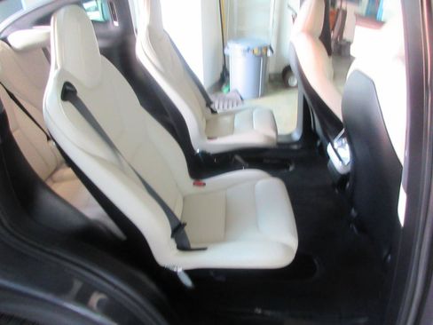 Used 2023 Tesla Model X AWD/4WD image 32