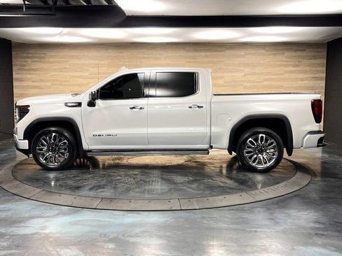Used 2024 GMC Sierra 1500 Denali Ultimate image 21