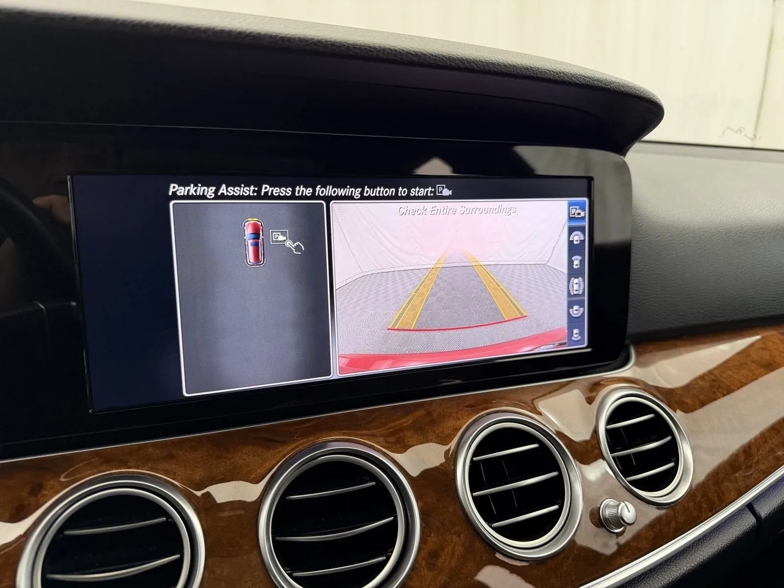 Used 2019 Mercedes-Benz E 450 4MATIC Wagon image 38