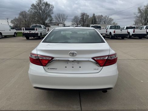 Used 2015 Toyota Camry XLE image 5