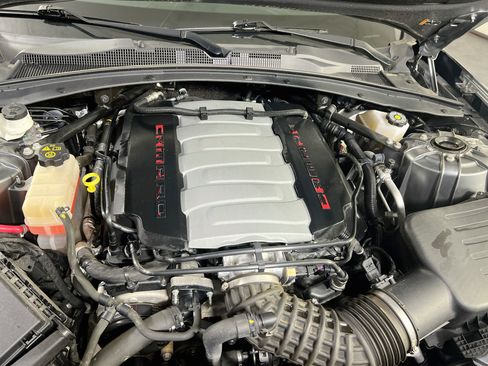 Used 2022 Chevrolet Camaro SS RWD image 27