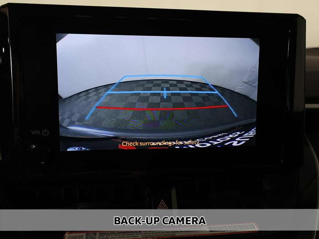 Used 2025 Toyota Corolla LE FWD image 4
