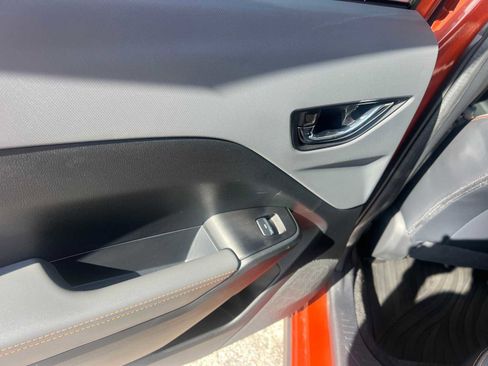 Used 2025 Subaru Crosstrek 2.5i Limited w/ Popular Package #3A image 26