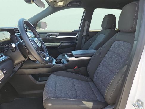 Used 2026 GMC Terrain Elevation image 13