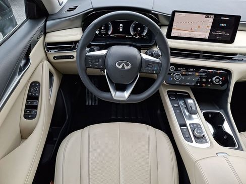 Used 2023 INFINITI QX60 Luxe w/ Performance Audio Package AWD/4WD image 12