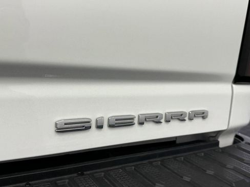 Used 2024 GMC Sierra 3500 Denali Ultimate AWD/4WD image 9