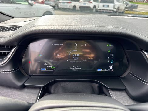 Used 2025 Jeep Grand Cherokee Limited 4xe w/ MOPAR Finishing Package image 24