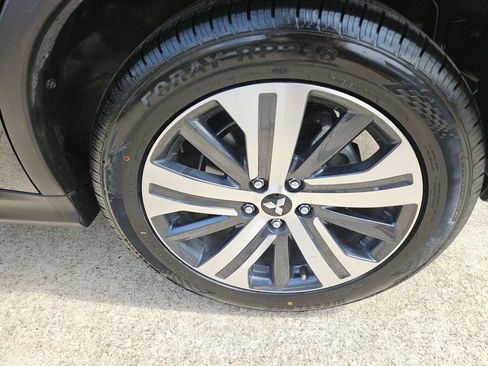 Used 2025 Mitsubishi Outlander Sport SE AWD/4WD image 25