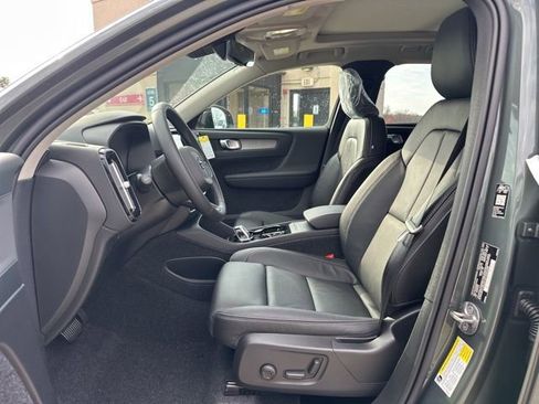 New 2026 Volvo XC40 B5 Plus w/ Climate Package image 14