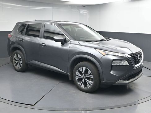 Certified 2023 Nissan Rogue SV FWD image 1