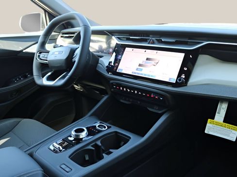 New 2026 Jeep Cherokee Laredo AWD/4WD image 18