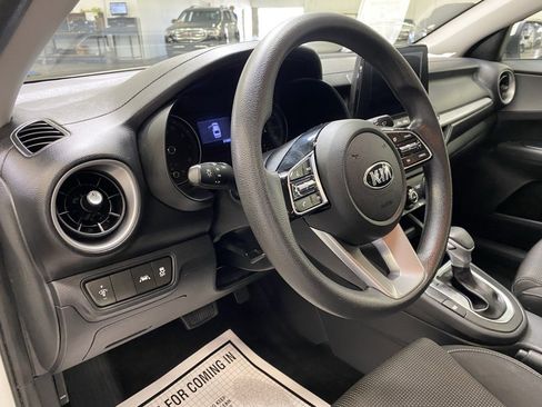 Used 2021 Kia Forte LXS image 27