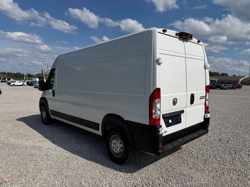 Used 2023 RAM ProMaster 2500 FWD image 12