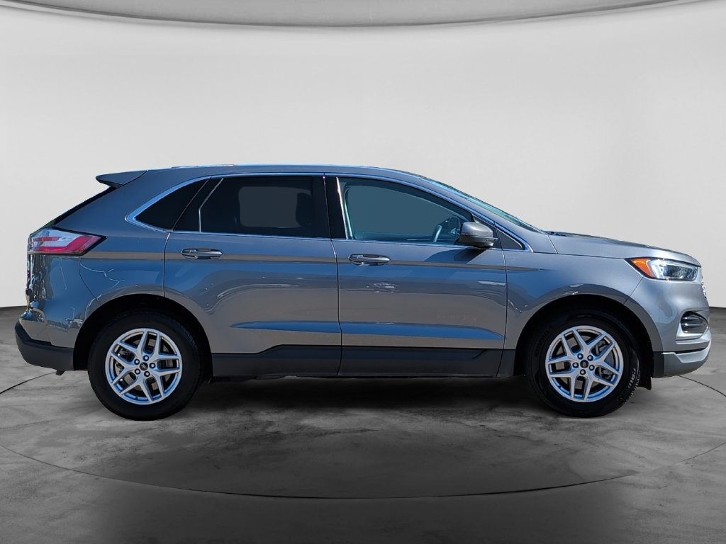 Used 2024 Ford Edge SEL AWD/4WD image 8