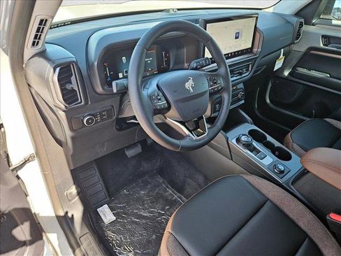 New 2026 Ford Bronco Sport Outer Banks image 3