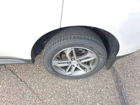 Used 2016 Chevrolet Equinox LTZ w/ Enhanced Convenience Package AWD/4WD image 2