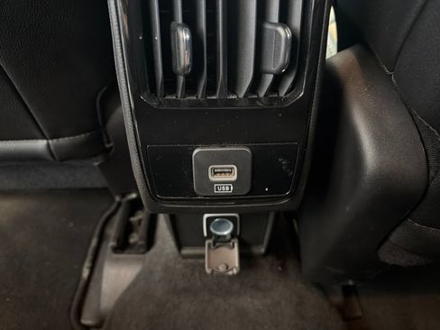 Used 2026 Jeep Compass Limited AWD/4WD image 16